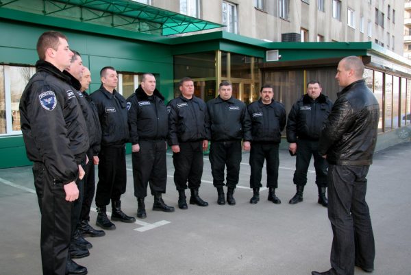 Старший охранник